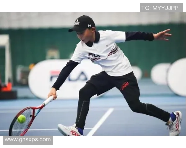 重庆网球队逆袭之旅挑战赛特别报道展现团队精神与拼搏意志